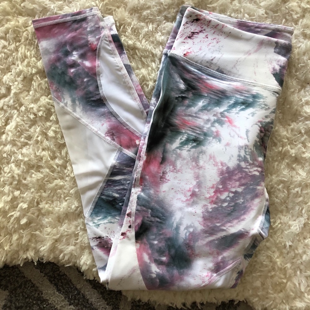 NWOT Fabletics Leggings